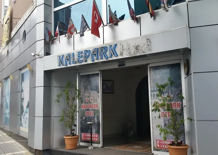Hotel Kalepark 2*