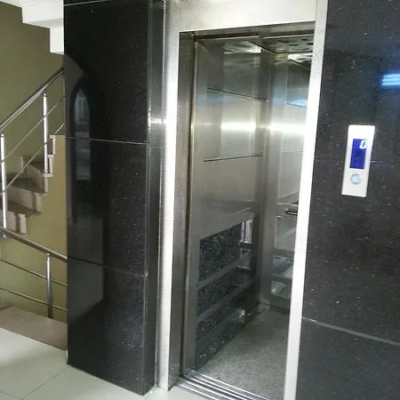 מלון Kalepark 2*